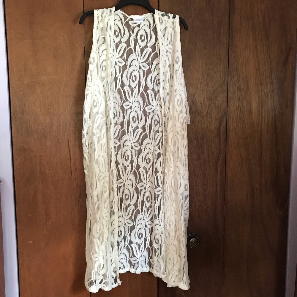 Cream Lace Joy